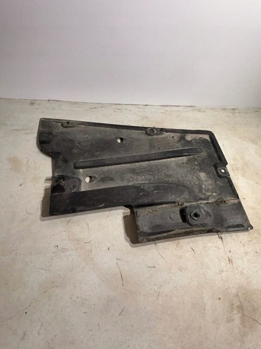 Пластик защита днища левая Audi A6 C6 4F0825215 C E, фото 2