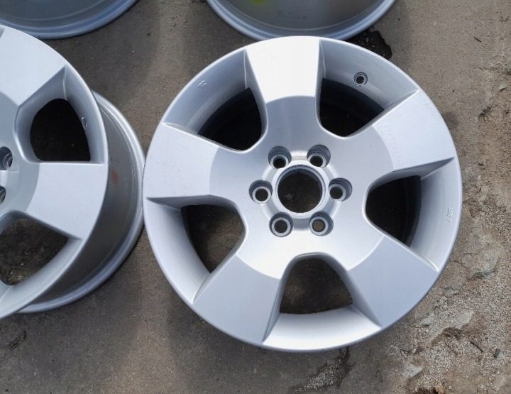 Литой диск Nissan OE NAVARA 7.0" x 16" 6x114.3 ET 30, фото 1