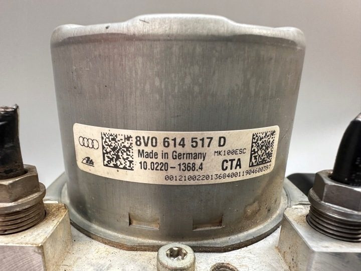 AUDI A3 S3 8V РЕСТАЙЛИНГ ГЛАВНЫЙ ТОРМОЗНОЙ ЦИЛИНДР ABS В СБОРЕ 8V0614517D, фото 2