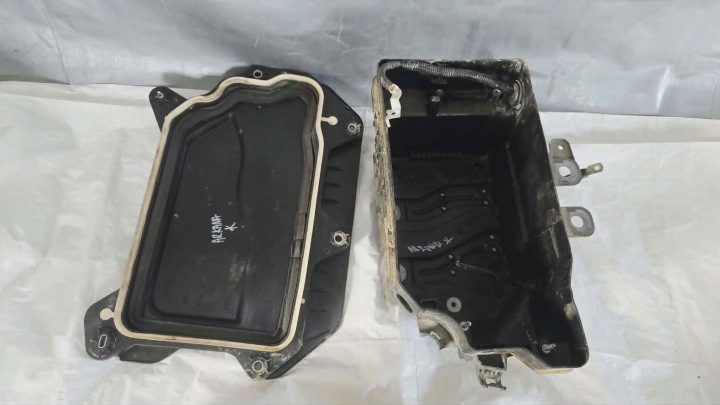 Кожух аккумулятора Renault Arkana 1.6 E-Tech 244974022R, фото 3