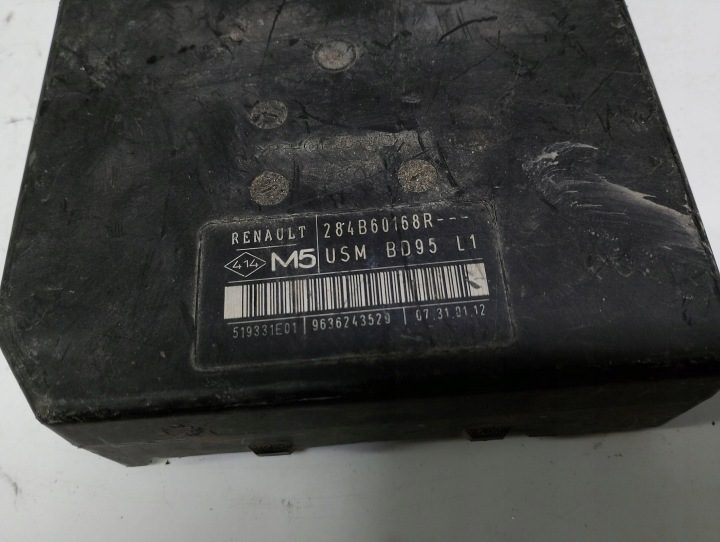 Блок предохранителей модуль USM Renault Megane III 284B60168R, фото 5