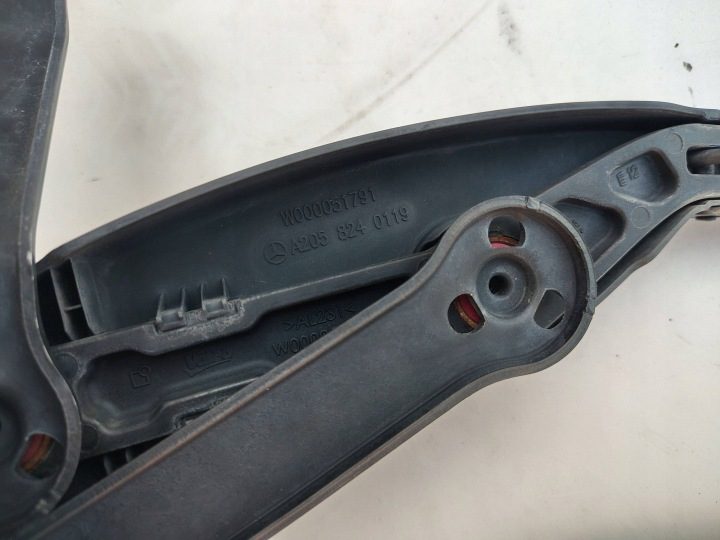 ПОВОДКИ ДВОРНИКОВ КОМПЛЕКТ MERCEDES C КЛАСС W205, фото 3