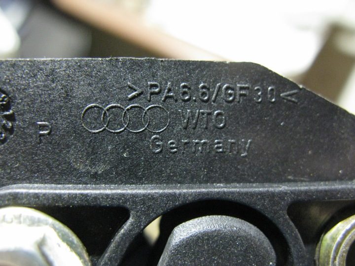 ЗАМОК ЗАЩЕЛКА СПИНКИ ДИВАНА ПРАВАЯ ЗАДНЯЯ AUDI A4 B6 B7, фото 5