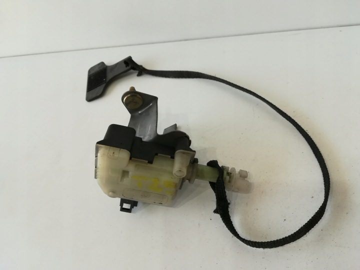 ПРИВОД ЗАМКА ЛЮЧКА ГОРЛОВИНЫ БЕНЗОБАКА TOYOTA AVENSIS T25, фото 4