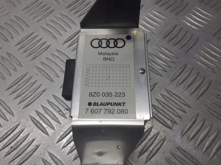 Усилитель аудио Audi A2 8Z0035223, фото 4