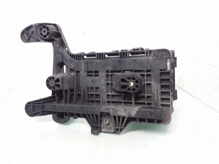 Площадка аккумулятора Audi OE 1K0915333C, фото 2