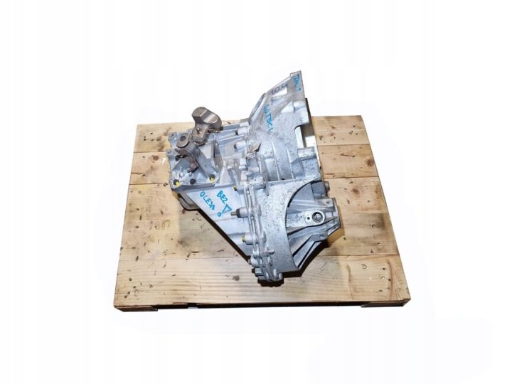 Коробка передач Ford Transit 2.0 TDDI 1C1R-7002-BK, фото 2
