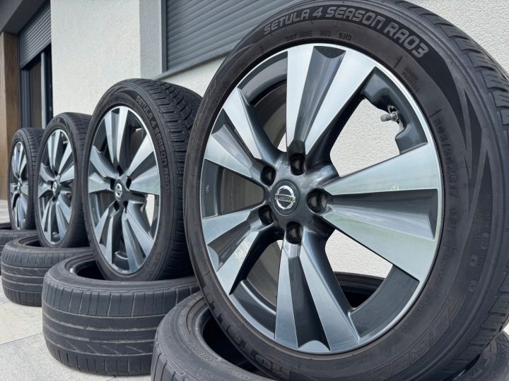 Всесезонные R17 Nissan leaf,pulsar,megane 3,4, датчики Tpms, фото 1