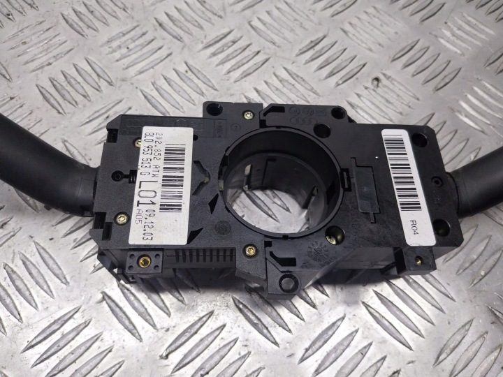 Дополнительные поворотники SKODA FABIA I (6Y2) 8L0953513G 2003, фото 2