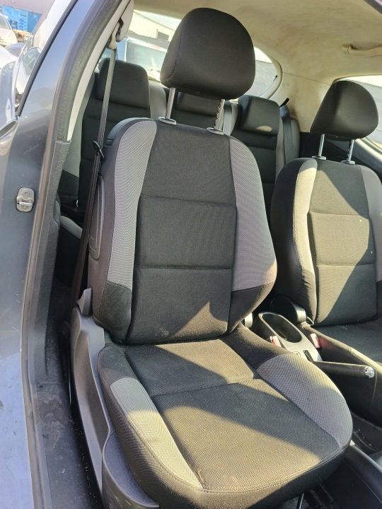 Peugeot 207 07-13 СИДЕНЬЕ ПРАВОЕ ПАССАЖИРА, фото 1