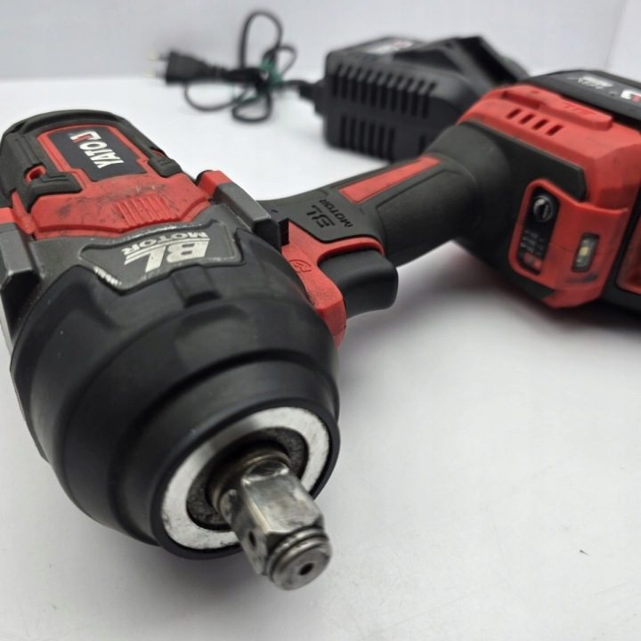 Yato ударный гайковерт аккумуляторный бесщеточный 1/2'' 18V 4Ah 1200 Н·м, фото 3