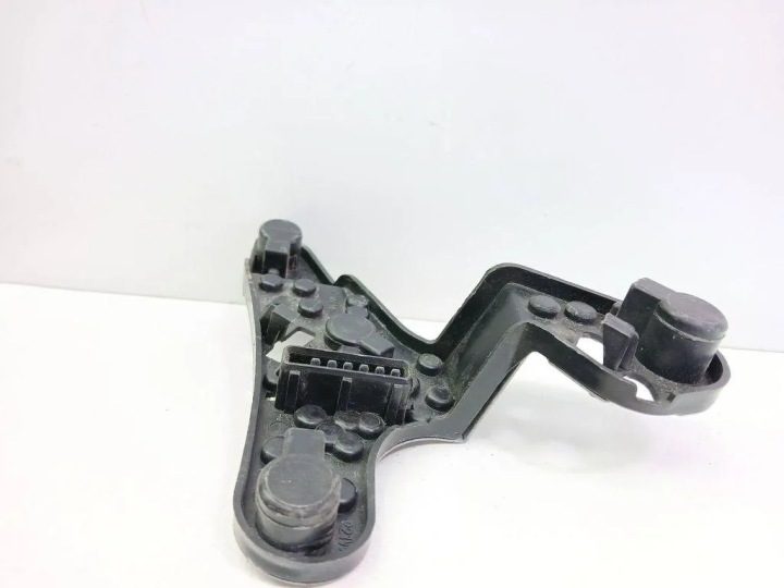 Контакты заднего фонаря TOYOTA AVENSIS (_T25_) 89028786 2.2L дизель 110 кВт 2005, фото 5