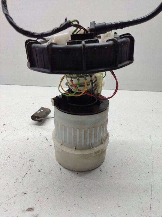 Ford OE 3M519H307 топливный насос, фото 4