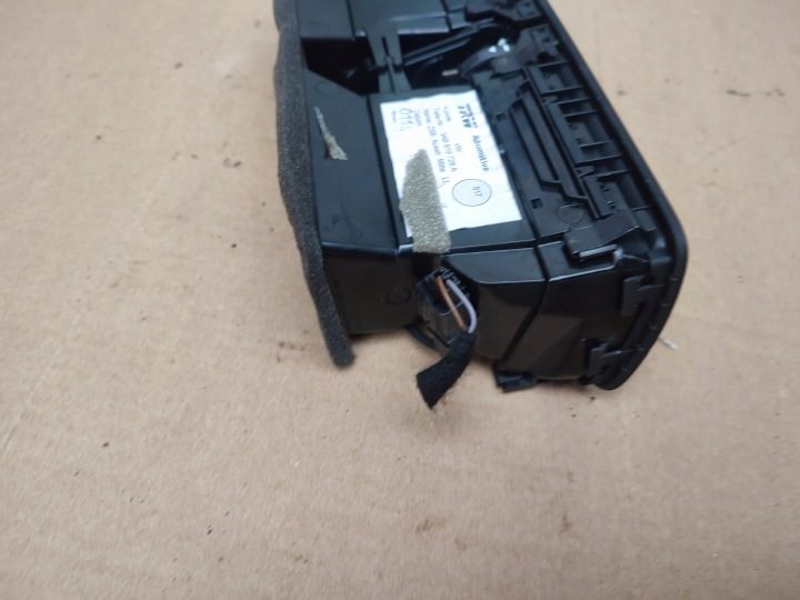 ДЕФЛЕКТОР ОБДУВА СРЕДНИЙ VW PASSAT B7 3AB819728A ЕВРОПА, фото 6