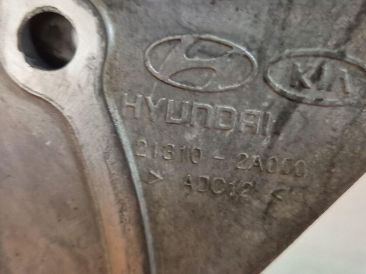 HYUNDAI GETZ I 05-11 1.5CRDI КОРПУС КРЫШКА ГРМ 21310-2A000, фото 4