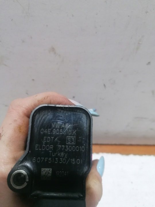 SKODA YETI 09-17r 1.2 бензин КАТУШКА ЗАЖИГАНИЯ 04E905115K, фото 2