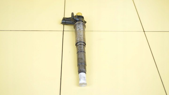 VIVARO 2.0 DCI EU4 09 г. 114 л.с. M9R780 форсунка 0445115007 H82409398, фото 3