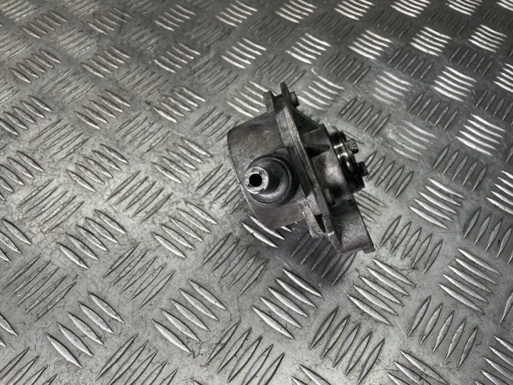 НАСОС ВАКУУМНЫЙ SKODA OCTAVIA I 1.9 TDI 038145101B, фото 2
