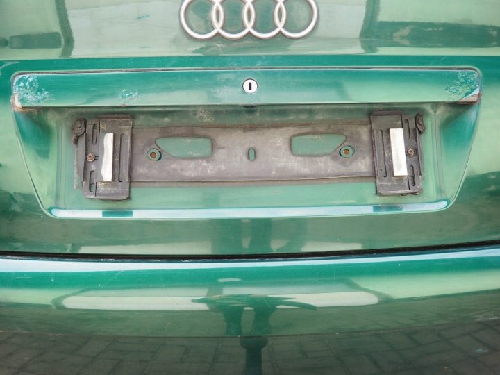 AUDI A4 B5 РЕСТАЙЛИНГ 99-01 МОЛДИНГ НАКЛАДКА КРЫШКИ ЗАДНЯЯ ЦВЕТ LZ6L, фото 1