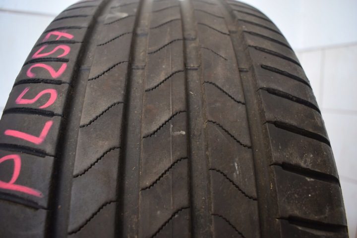 Шина летняя Bridgestone Turanza 6 235/55R17 103 Y усилитель (XL), фото 1