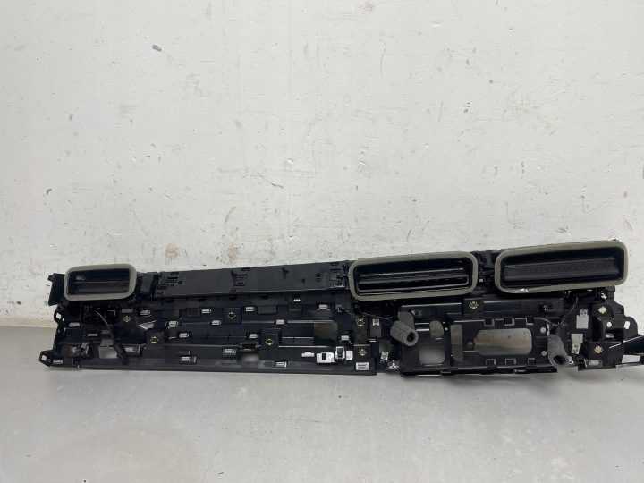 Воздухозаборник консоли AUDI 4M8820902D 4.0L бензин 2021, фото 6