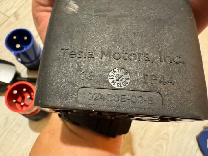 Кабель для зарядки UMC 1 2 Tesla 11 квт 3P 3 фазы комплект Adapterów, фото 15