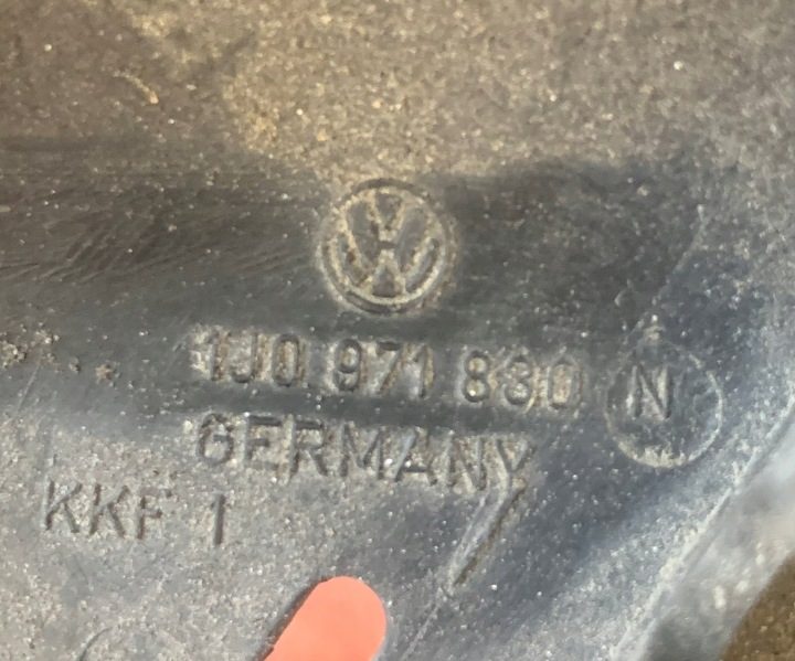 ЗАЩИТА СТАКАНА АМОРТИЗАТОРА VW POLO 6R 1J0971830, фото 3