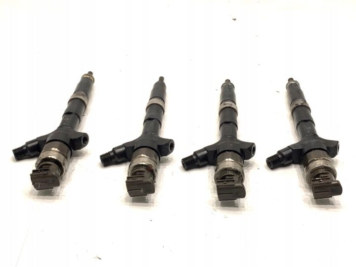 ФОРСУНКИ КОМПЛЕКТ TOYOTA AVENSIS T25 23670-0G010 2.0 116 л.с. 03-08, фото 2