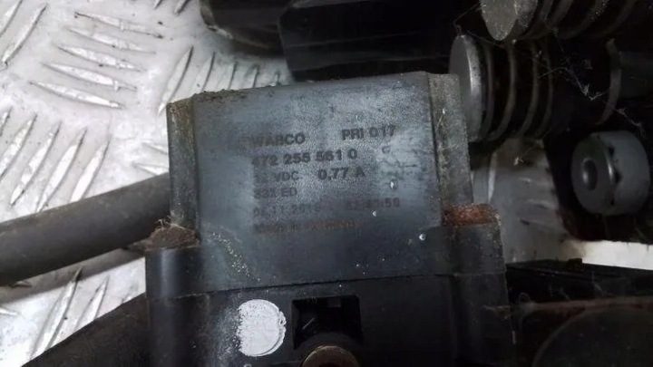 Компрессор пневмоподвески BMW 5 (F10) 6794465 2013, фото 2