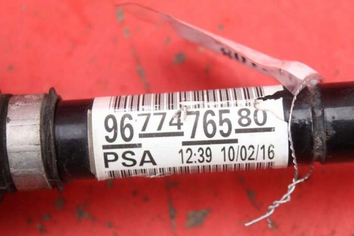 Полуось левая передняя механика 9677476580 Citroen C4 Cactus 1.2 VTi 82 л.с. 14-17, фото 6