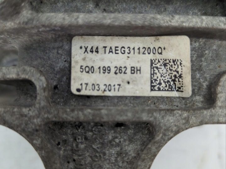 Подушка двигателя Volkswagen Passat B8 2015 5Q0199262BH, фото 4