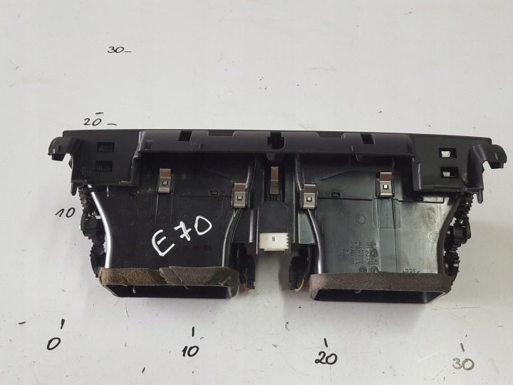 BMW X5 E70 06-09r РЕШЕТКИ ОБДУВА СРЕДНИЕ, фото 2