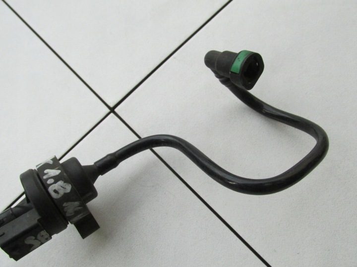 Вакуумная трубка Volvo Ford 1.8 2.0 16V 2007 г., фото 3