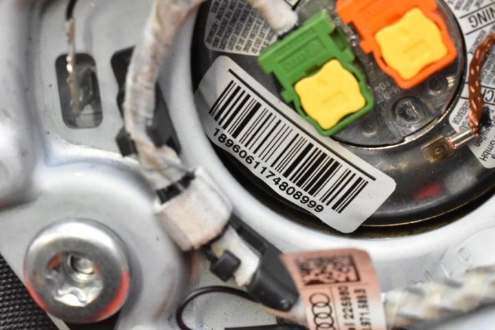 Подушка безопасности воздушная водителя 8E0880201DE Audi A4 B7 04-08, фото 8