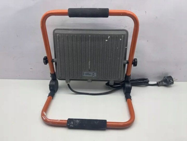 Прожектор переносной ПРОТИВОТУМАННАЯ ФАРА РАБОЧАЯ BUDOWLANY 50W 4000K 5000lm IP65 1.5m, фото 3