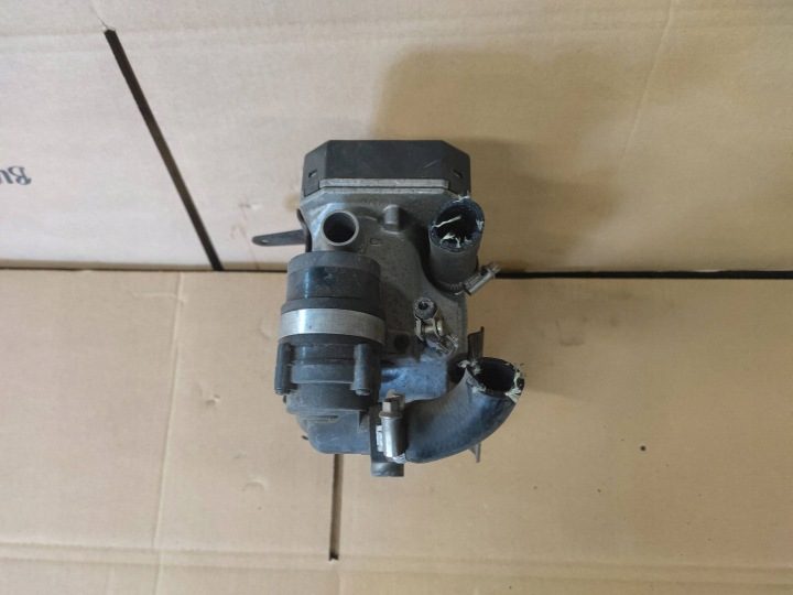 BMW E53 X5 3.0i M54 Webasto насос Thermo Top Z 12V 021232, фото 3