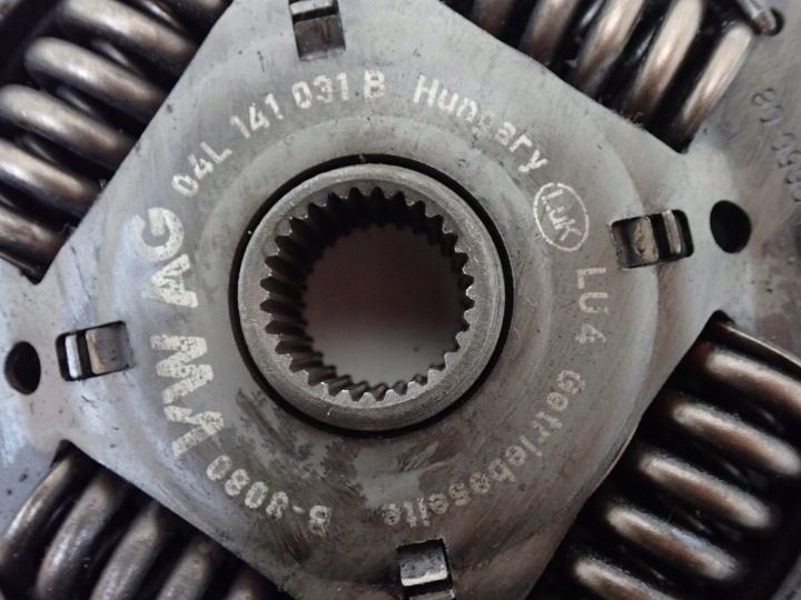 СЦЕПЛЕНИЕ В СБОРЕ КОЛЕСО 04L141015D SEAT LEON III 5F 1.6 TDI CXX 16 г., фото 8