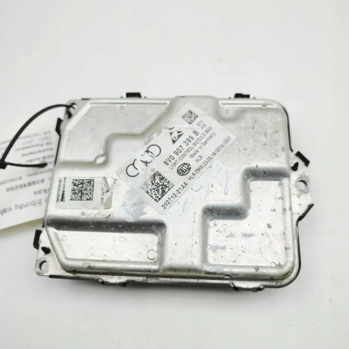 VW Golf Sportsvan блок розжига фары 8V0907399B, фото 1