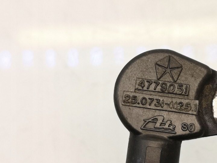 1900 Volkswagen Golf I Датчик скорости колеса ABS 4779051, фото 3