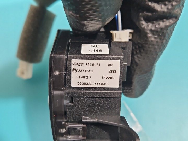 ПЕРЕКЛЮЧАТЕЛЬ БЛОКИРОВКИ MERCEDES W221 A2218211051, фото 4
