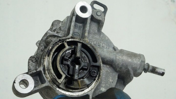 Volvo V50 S40 C30 Vaccum насос 2.0D D4204T, фото 4