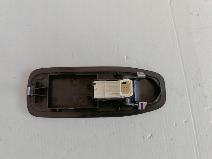КНОПКА СТЕКЛОПОДЪЕМНИКА 96751115ZD PEUGEOT 2008 I, фото 4