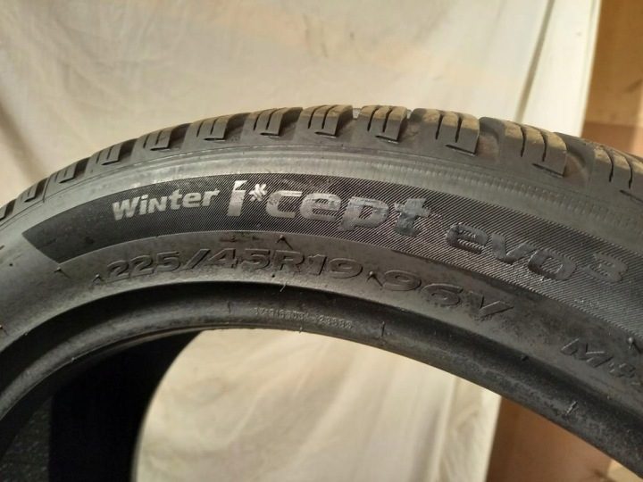 Шина зимняя Hankook Winter i*cept evo3 W330 225/45R19 96 В сцепление на снегу (3PMSF), защита диска, усилитель (XL), фото 8