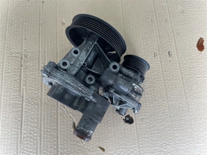 Помпа вакуума вакуумная 2.4 TDCI Ford Transit MK7 RWD 06-11 год, фото 1