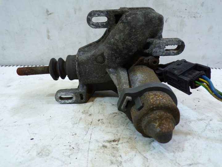 РАБОЧИЙ ЦИЛИНДР СЦЕПЛЕНИЯ SMART FORTWO 01 3981007101 / 0003226 V014, фото 2