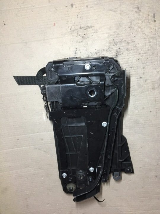 Основание кожух аккумулятора Volvo XC40 32348534 оригинал t.c, фото 5