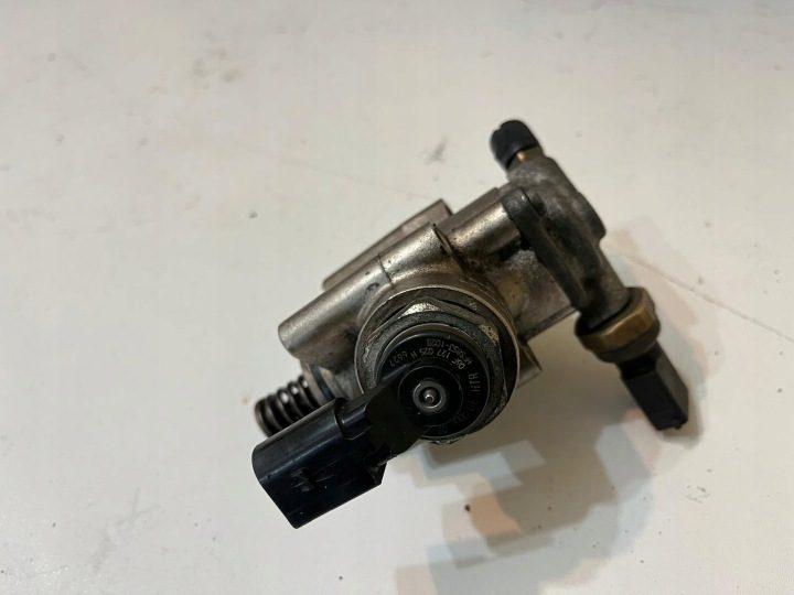 Audi A6 C6 2.0 TFSI насос высокого давления 06F127025H, фото 5