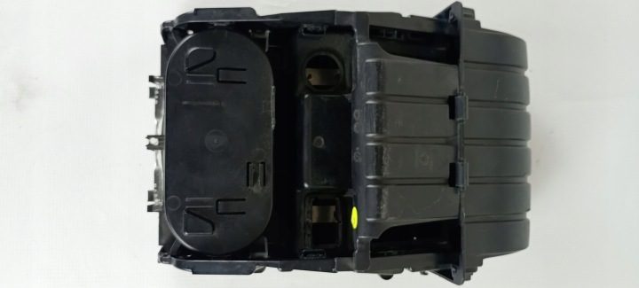 ЦЕНТРАЛЬНЫЙ ТОННЕЛЬ БАРДАЧОК ЖАЛЮЗИ MERCEDES A-КЛАСС W177 CLA W118, фото 3