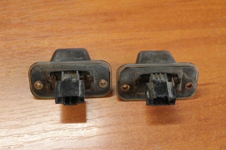 Фонарь номерного знака VW T4, фото 2