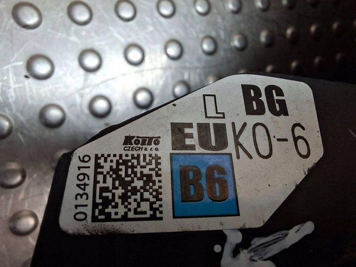 Фара передняя левая линза Toyota Yaris IV 20- EU K0-6, фото 8